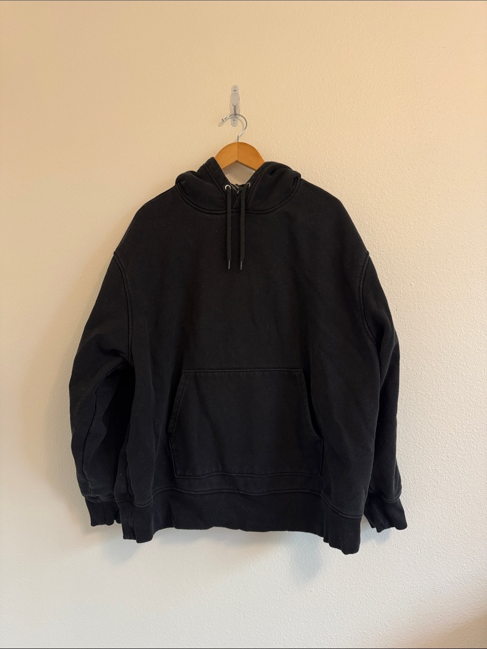 The North Face Black Men's Hoodie Sweater